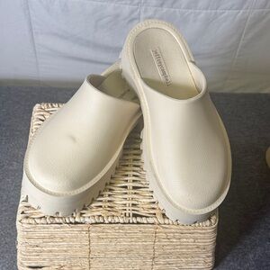 Jeffrey Campbell Cream Platform Clog Mule Shoes Chunky Lug‎ Sole Size 10